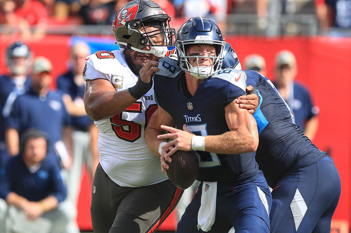 Bucs Dt Vita Vea And Titans Qb Will Levis