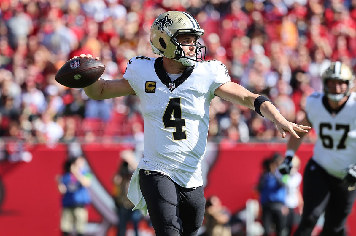 Saints Qb Derek Carr Bucs