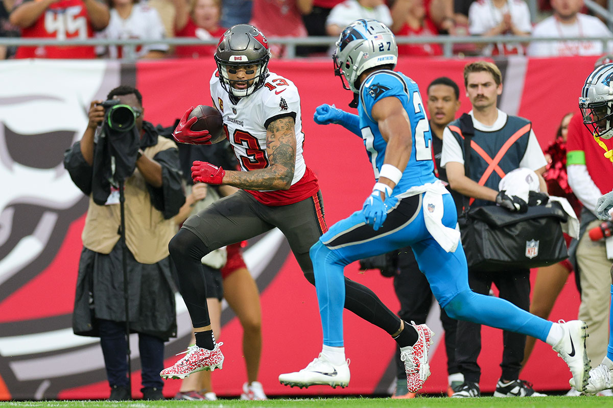 Bucs Hang On For Sloppy 21-18 Win Over Panthers