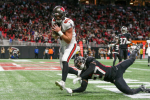 Bucs Steal NFC South Lead With Week 14 Win