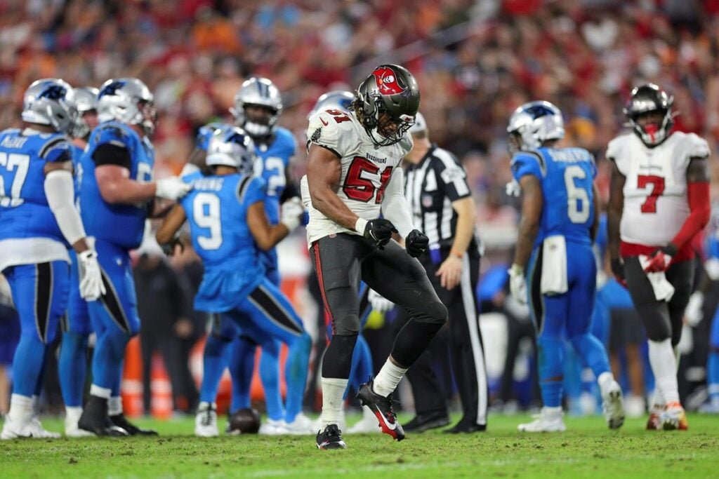 Former Bucs Ilb Signs With 2025 Opponent 2 Bucs Lb J.j. Russell