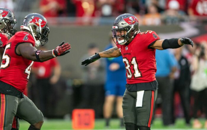 Bucs Safety Antoine Winfield Jr. And Ilb Devin White
