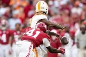 Alabama OLB Chris Braswell - Photo by: USA Today