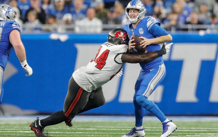 Bucs Dt Calijah Kancey And Lions Qb Jared Goff