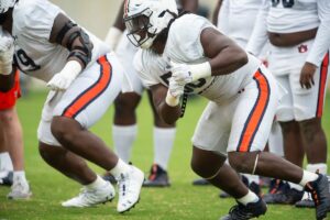 Will Bucs' Auburn Pipeline Continue In The 2024 Draft? 2 Bucs Dt Marcus Harris - Photo By: Usa Today