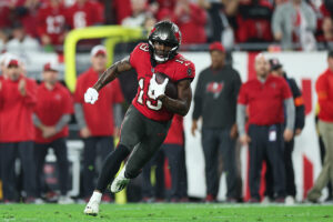Bucs Lose Wr To Division Rival 2 Bucs Wr David Moore