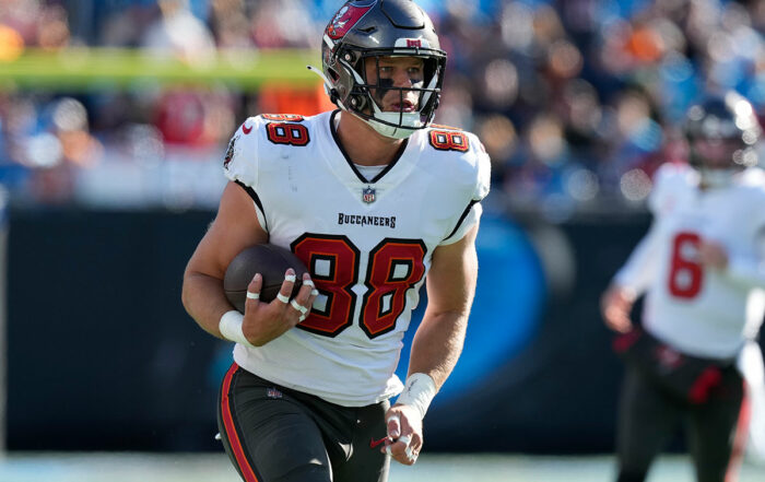 Bucs Te Cade Otton