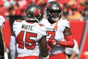Bucks Ilv Devin White and Orv Shaq Barrett