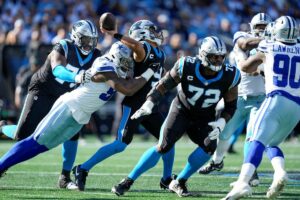 Cowboys Edge Dorance Armstrong Bucs