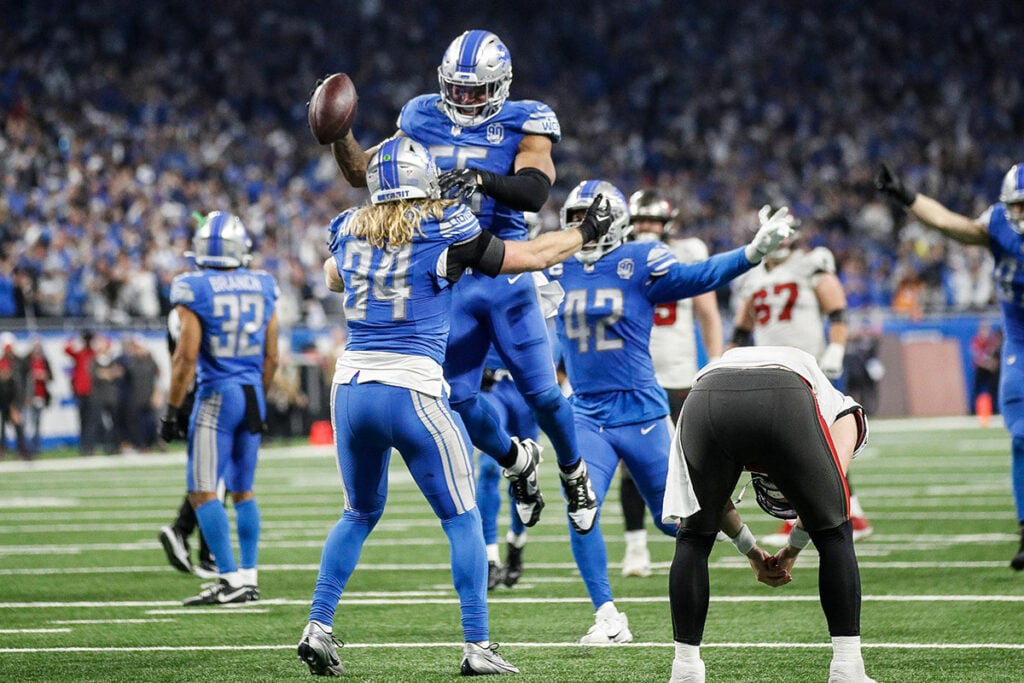 Sr'S Fab 5: Josh Grizzard'S Chess Match In Bucs Vs. Lions 3 Lions Lb Derrick Barnes And Bucs Qb Baker Mayfield
