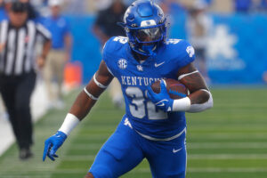 Kentucky ILB Trevin Wallace Bucs