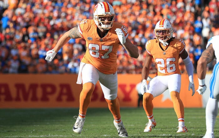 Bucs Te Payne Durham