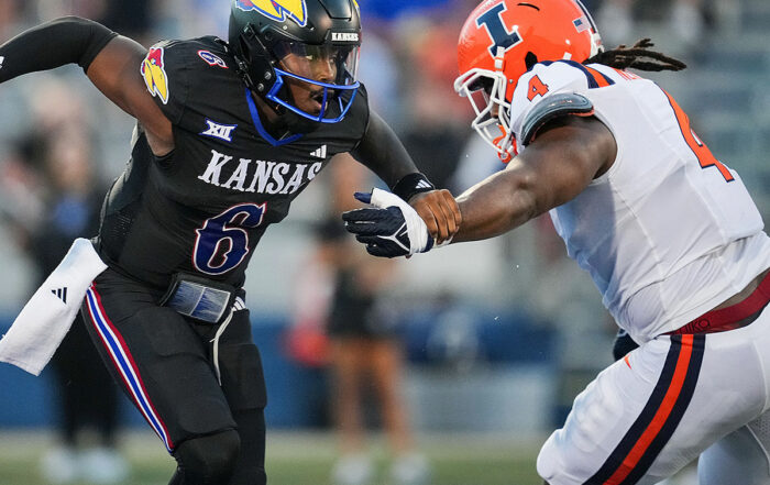 Illinois Dl Jer'Zhan &Quot;Johnny&Quot; Newton Nfl Draft Bucs