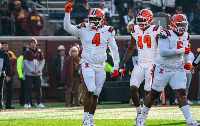 Illinois Dt Johnny Newton Bucs Draft