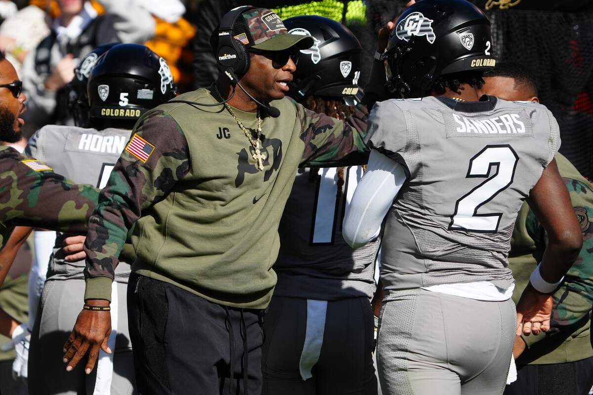Colorado Buffaloes Hc Deion Sanders And Qb Shedeur Sanders