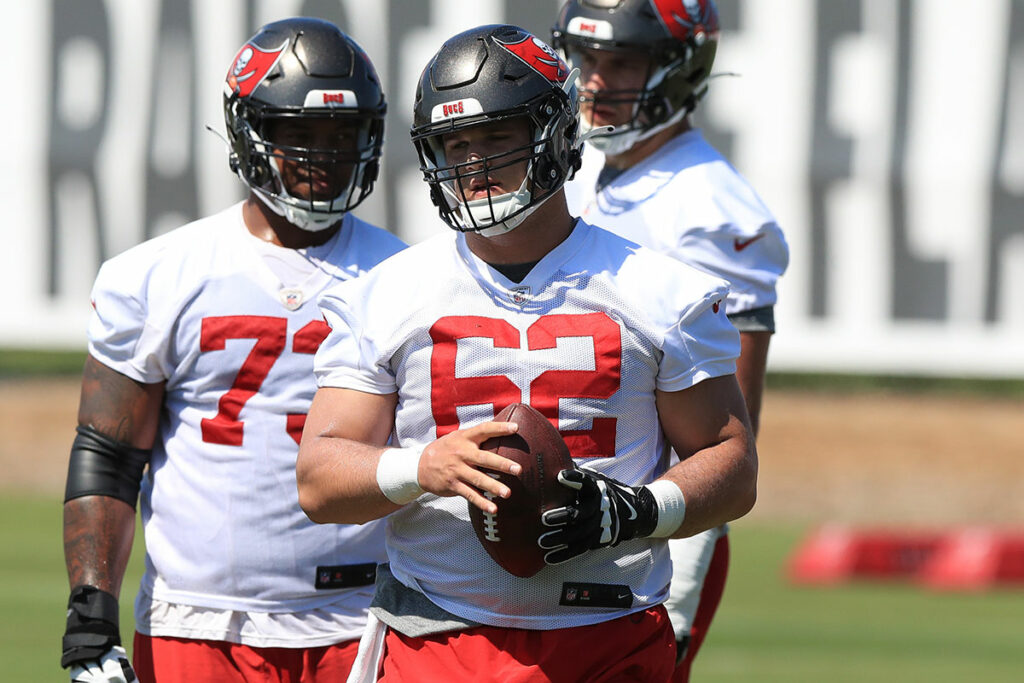 Bucs C Graham Barton