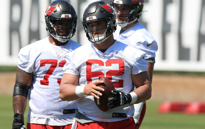 Bucs C Graham Barton