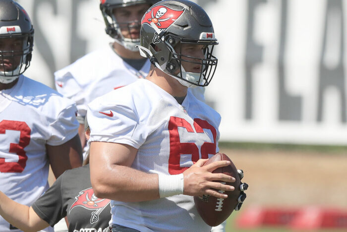 Bucs C Graham Barton