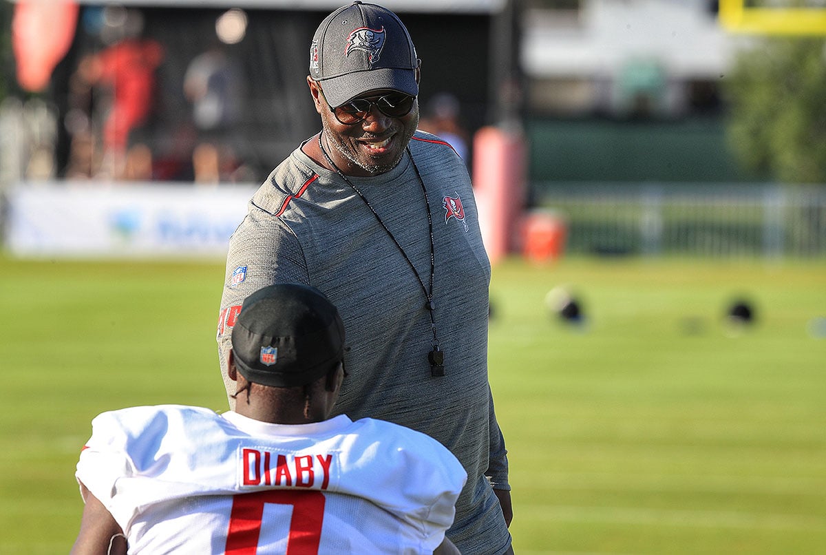Bucs Hc Todd Bowles And Olb Yaya Diaby
