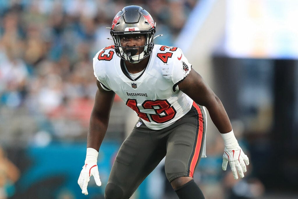 Bucs Olb Chris Braswell