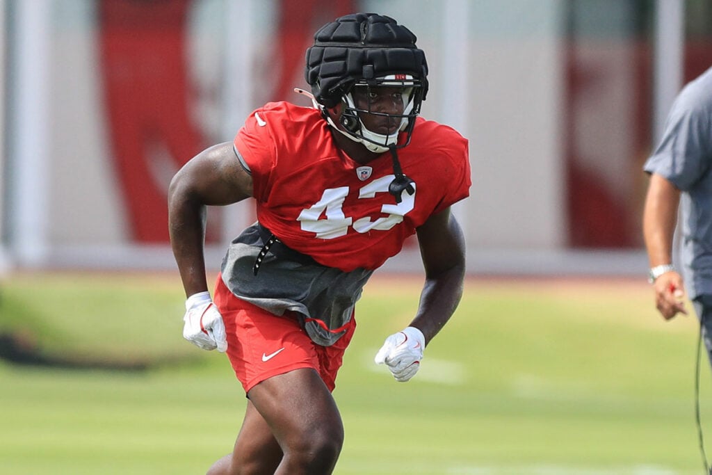 Bucs Olb Chris Braswell