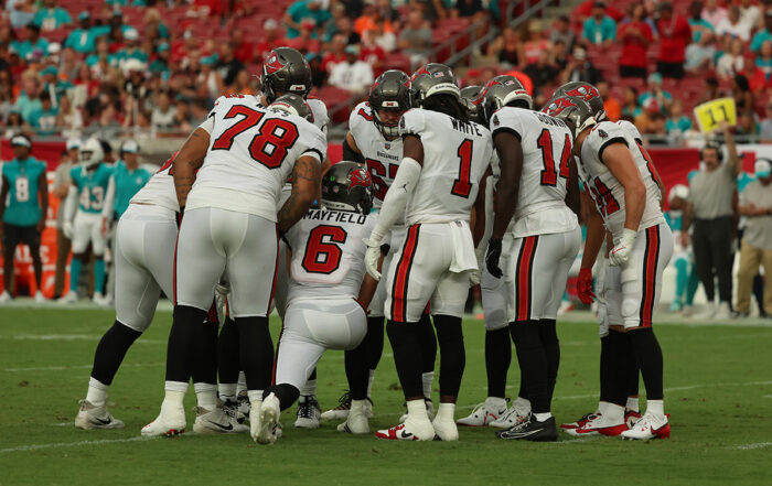 Bucs Qb Baker Mayfield And The Offense