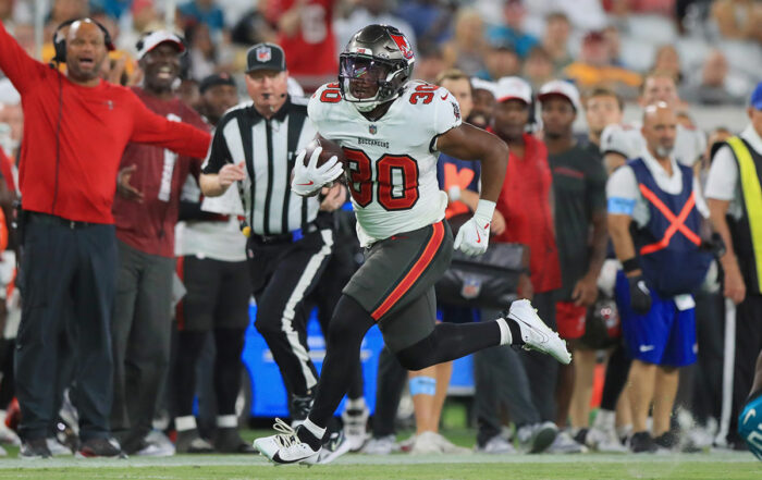Bucs D.j. Williams