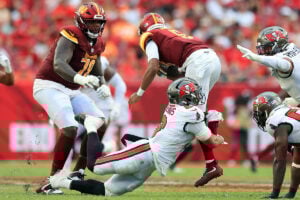 Bucs Mailbag: Faith In Sirvocea Dennis? Drafting Jihaad Campbell? 4 Bucs Ilb Sirvocea Dennis And Commanders Qb Jayden Daniels