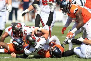 How Bad Was The Bucs O-Line In Week 3? 2 Bucs Qb Baker Mayfield