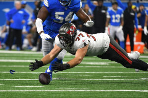 Analyzing Aidan Hutchinson'S 4.5 Sacks Vs. Bucs 2 Bucs Rt Justin Skule