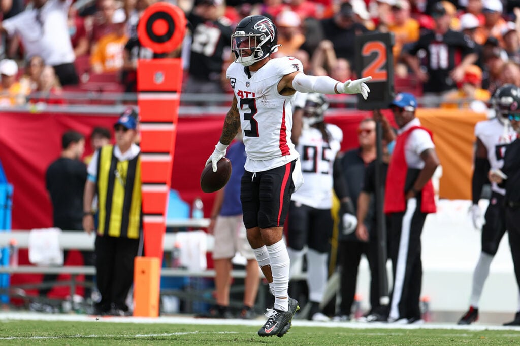 Bucs Vs. Falcons: Pewter Preview For Week 8 6 Falcons Fs Jessie Bates Iii
