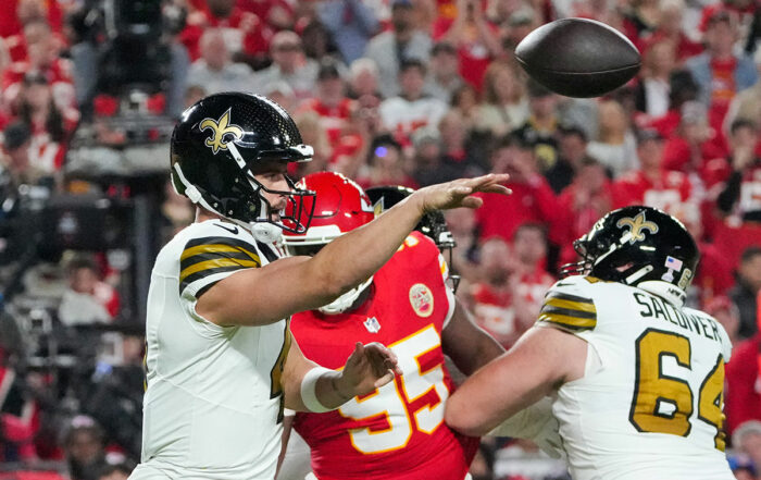 Saints Qb Derek Carr