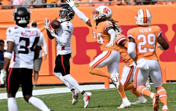Bucs Cb Tyrek Funderburk And Falcons Wr Darnell Mooney