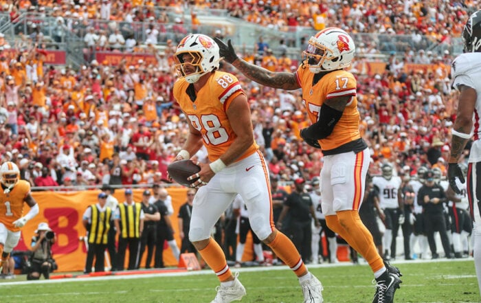 Bucs Te Cade Otton And Wr Sterling Shepard
