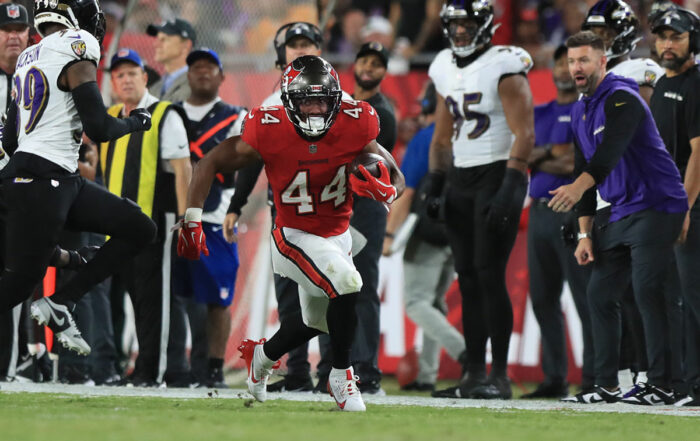 Bucs Rb Sean Tucker
