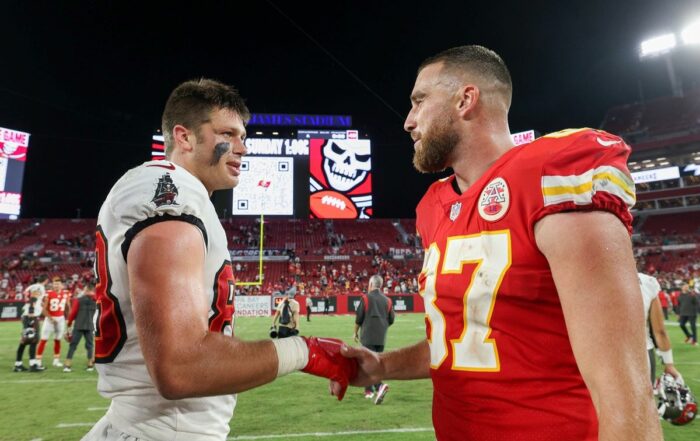 Bucs Te Cade Otton And Chiefs Te Travis Kelce