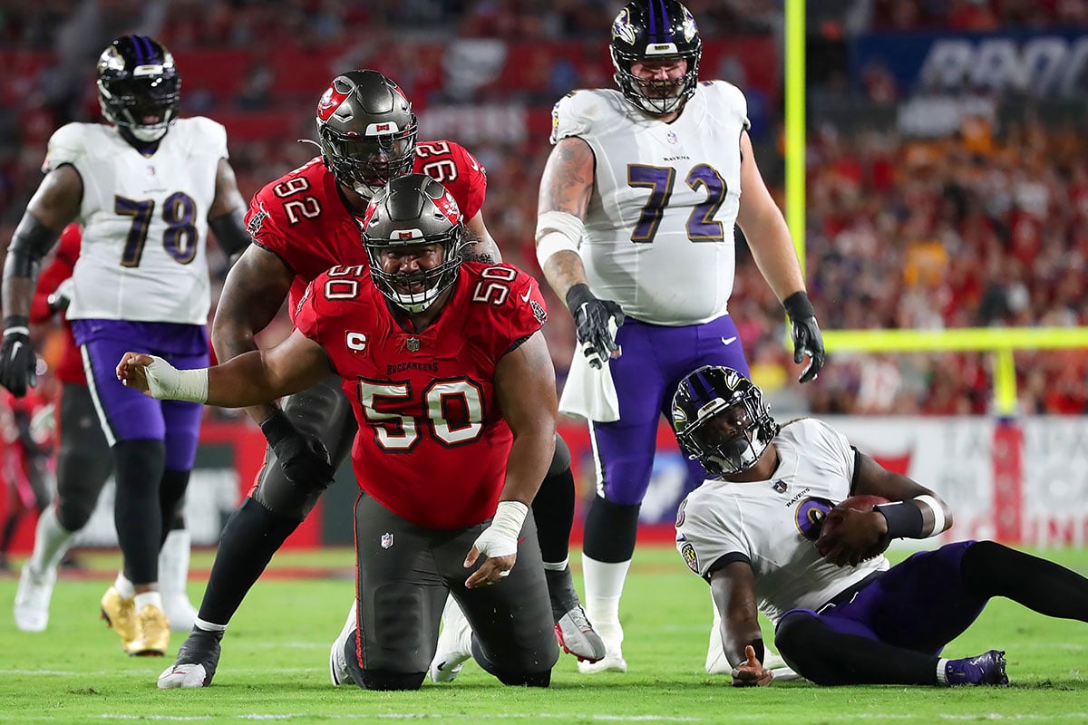 Bucs Dts Vita Vea And Will Gholston And Ravens Qb Lamar Jackson
