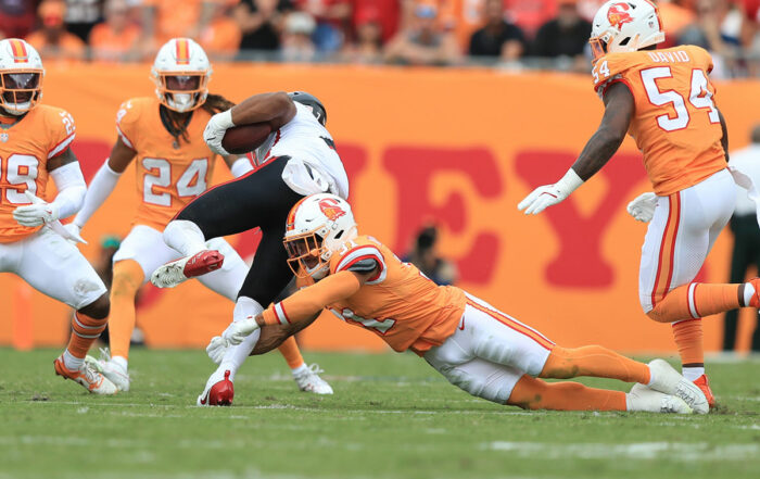 Bucs Fs Antoine Winfield Jr. And Ilb Lavonte David