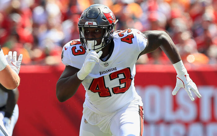 Bucs Olb Chris Braswell