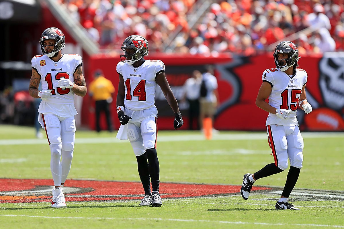 Evans-Mike-Chris-Godwin-Jalen-Mcmillan-Bucs-Broncos Bucs Wrs Mike Evans, Chris Godwin And Jalen Mcmillan