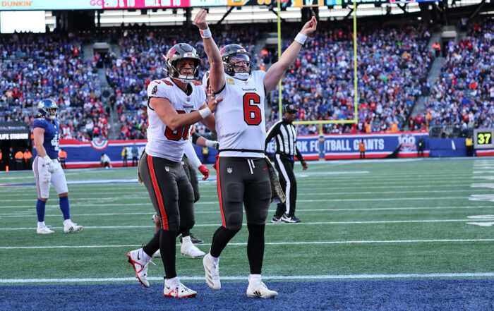 Bucs Qb Baker Mayfield And Te Cade Otton