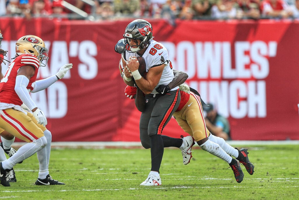 Bucs Vs. 49Ers: What To Watch For In Week 6 6 Bucs Te Cade Otton