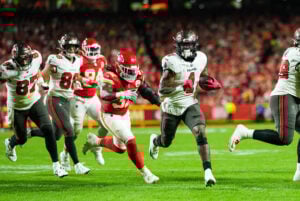 Pewter Report Podcast: Bucs Battle But Lose Third Straight 2 Bucs Rb Rachaad White