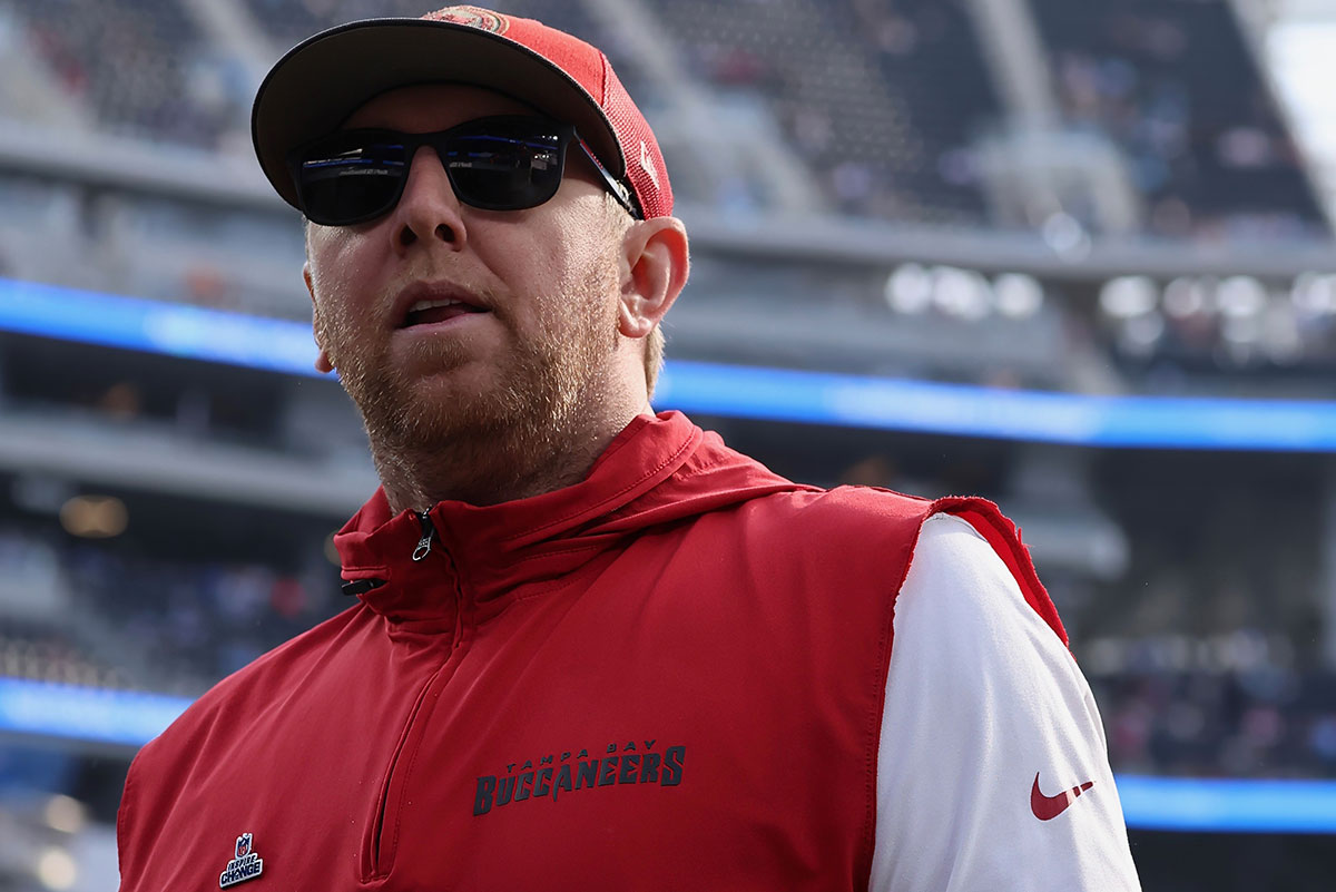 Several Bucs Receiving National - Coen Liam Bucs Chargers Shades 