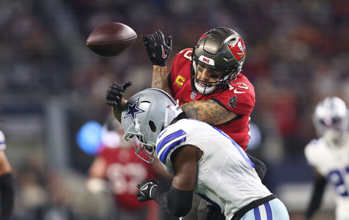 Bucs Wr Mike Evans And Cowboys S Donovan Wilson