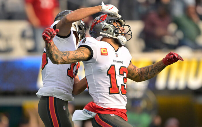 Bucs Wrs Mike Evans And Jalen Mcmillan
