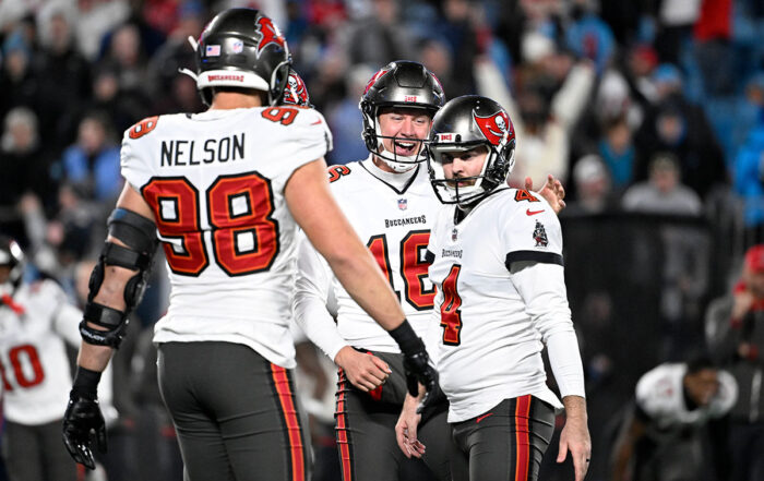 Bucs K Chase Mclaughlin And Olb Anthony Nelson