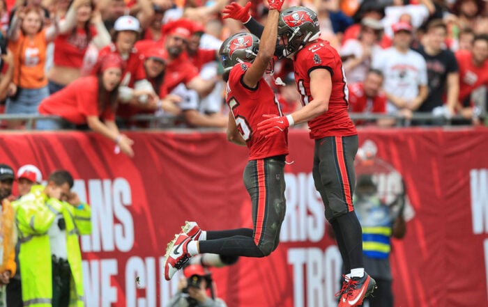 Bucs Wrs Ryan Miller And Jalen Mcmillan