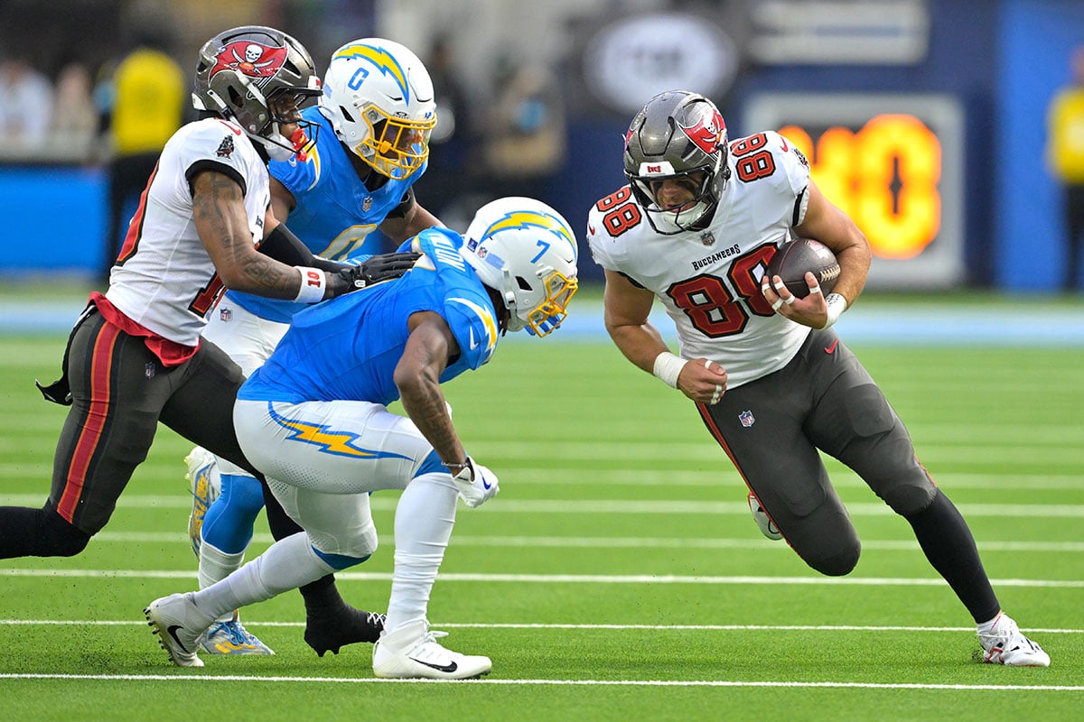 Bucs Te Cade Otton