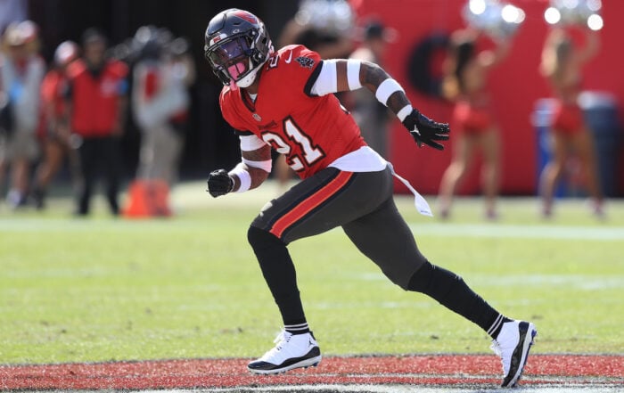 Bucs S Mike Edwards - Photo By: Cliff Welch P/R